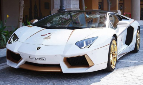 Единственный в мире золотой Lamborghini Aventador